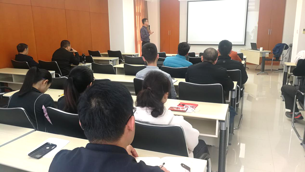【豪德动态】我所李豪律师应邀为新嘉集团举行法律培训