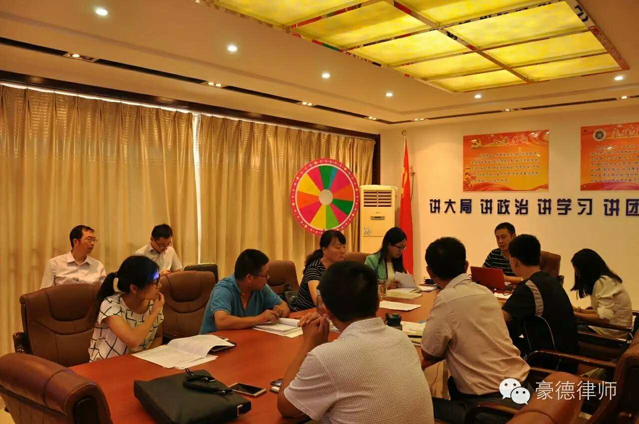潍坊市交通事故社会救助高速网点民警昝胜军到我所作交通事故救助讲座